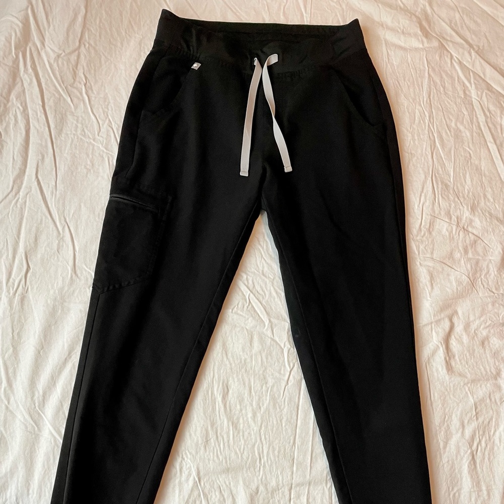 FIGS Zamora™ Jogger Scrub Pants - S/Tall